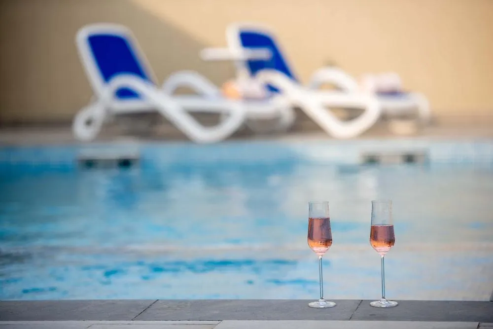 **** Hotel Kay Homes Rás al-Chajma Spojené arabské emiráty